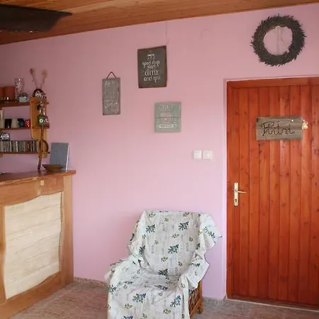 Kır Evi Keresztes Vendeghaz